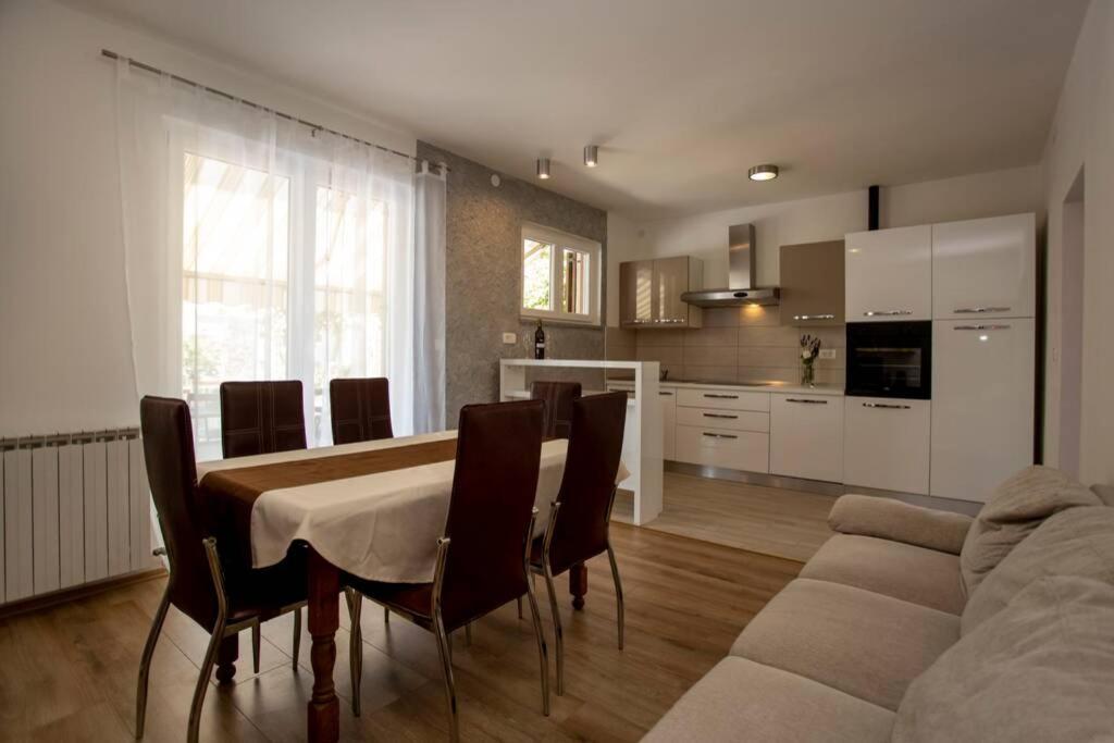 Herak - Smoljan Apartment