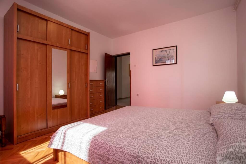 Herak - Smoljan Apartment